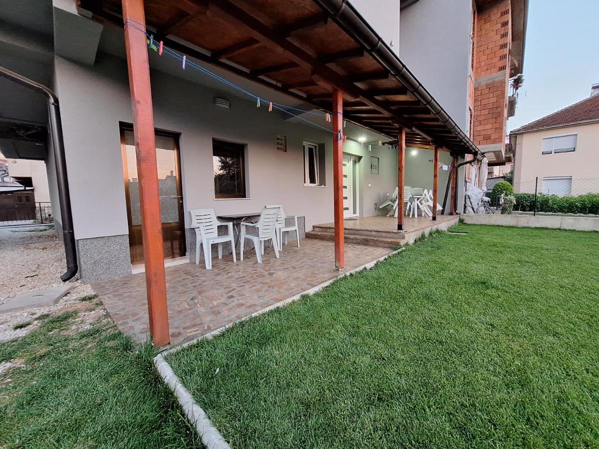 Studio Apartments Oleg โอครีด ภายนอก รูปภาพ