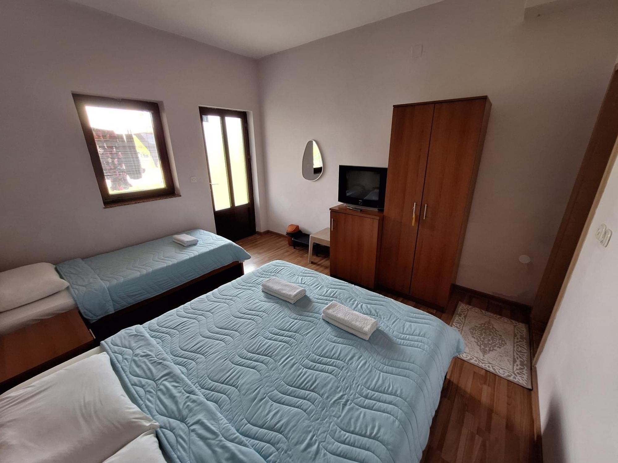 Studio Apartments Oleg โอครีด ภายนอก รูปภาพ